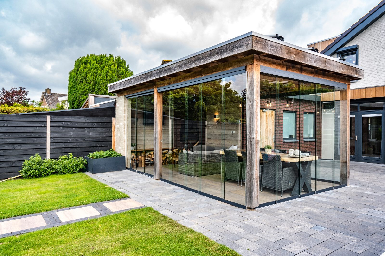 Bespoke aluminium pergola installation in Hertfordshire